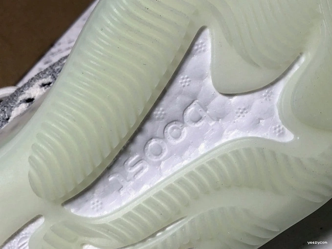 Yeezy FV3260 Adidas 380 Boost Alien 1209